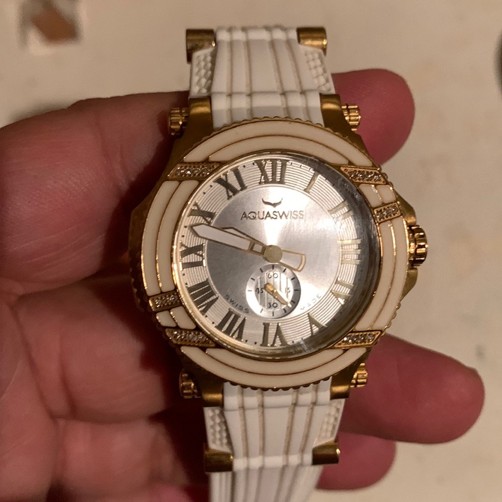 Aqua Swiss Dimond water resistant watch